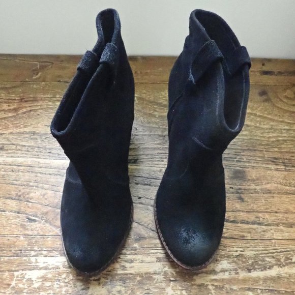 Barely Worn Splendid Lakota Suede Booties Sz 8.5M  Treated for Wet Weather $25 - Picture 1 of 3